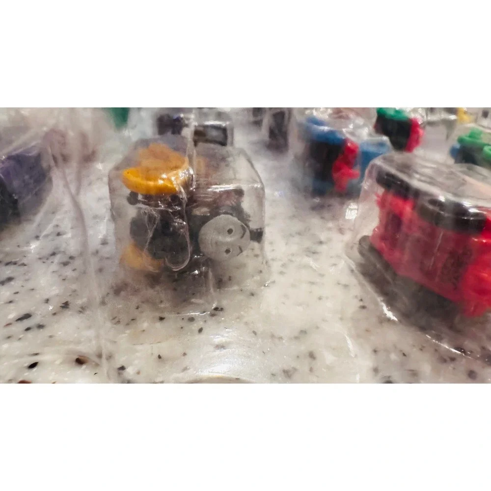 Thomas & Friends Minis Train‎ Engine Lot of 24 Pack Fisher Price Some Christmas